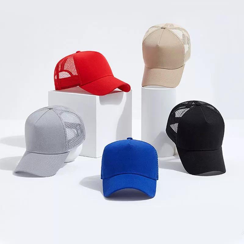 Farverige trucker hatte